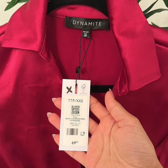 Dynamite- Margot Long Sleeve Satin Wrap Dress XXS - Picture 2 of 7